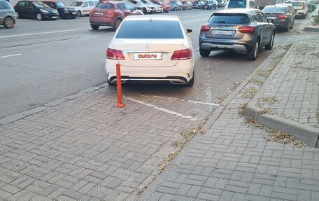 Mercedes-Benz E-Класс, 2013 год, 2 350 000 рублей, 4 фотография