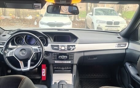 Mercedes-Benz E-Класс, 2013 год, 2 350 000 рублей, 8 фотография