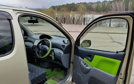 Toyota FunCargo, 2000 год, 610 000 рублей, 11 фотография