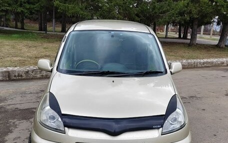 Toyota FunCargo, 2000 год, 610 000 рублей, 3 фотография