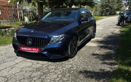 Mercedes-Benz E-Класс, 2016 год, 3 600 000 рублей, 2 фотография