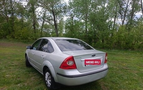 Ford Focus II рестайлинг, 2005 год, 430 000 рублей, 5 фотография