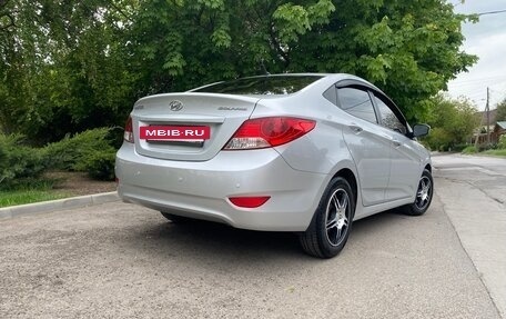 Hyundai Solaris II рестайлинг, 2013 год, 990 000 рублей, 5 фотография