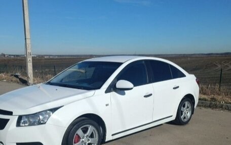 Chevrolet Cruze II, 2010 год, 625 000 рублей, 6 фотография