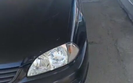 Toyota Avensis III рестайлинг, 2001 год, 320 000 рублей, 4 фотография