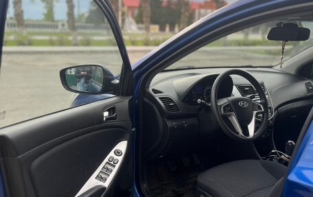 Hyundai Solaris II рестайлинг, 2011 год, 700 000 рублей, 7 фотография
