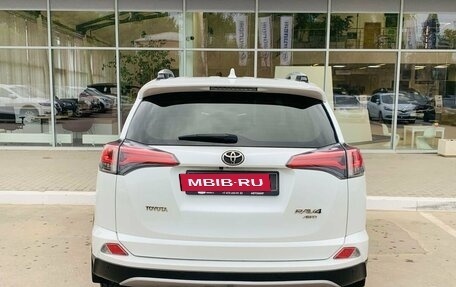 Toyota RAV4, 2019 год, 2 850 000 рублей, 6 фотография