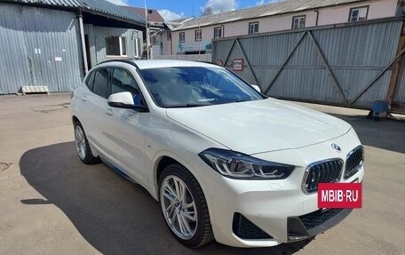 BMW X2, 2022 год, 3 890 000 рублей, 6 фотография