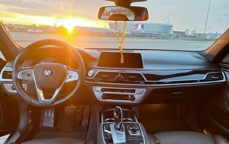 BMW 7 серия, 2017 год, 4 199 000 рублей, 4 фотография