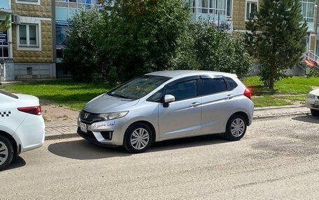 Honda Fit III, 2013 год, 1 170 000 рублей, 5 фотография