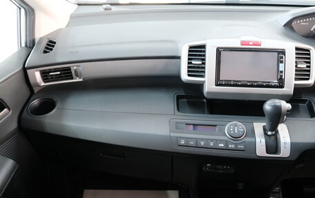 Honda Freed I, 2014 год, 1 399 000 рублей, 17 фотография