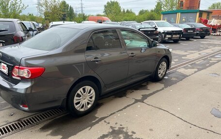 Toyota Corolla, 2011 год, 815 000 рублей, 3 фотография