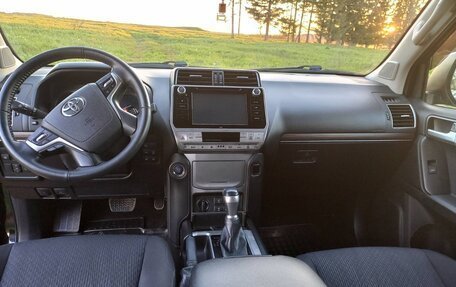 Toyota Land Cruiser Prado 150 рестайлинг 2, 2018 год, 4 999 999 рублей, 5 фотография