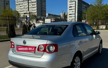 Volkswagen Jetta VI, 2010 год, 600 000 рублей, 6 фотография