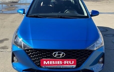 Hyundai Solaris II рестайлинг, 2019 год, 1 200 000 рублей, 4 фотография