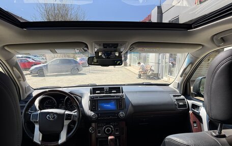 Toyota Land Cruiser Prado 150 рестайлинг 2, 2014 год, 3 630 000 рублей, 11 фотография