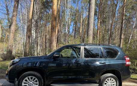 Toyota Land Cruiser Prado 150 рестайлинг 2, 2014 год, 3 630 000 рублей, 7 фотография