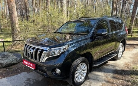 Toyota Land Cruiser Prado 150 рестайлинг 2, 2014 год, 3 630 000 рублей, 4 фотография
