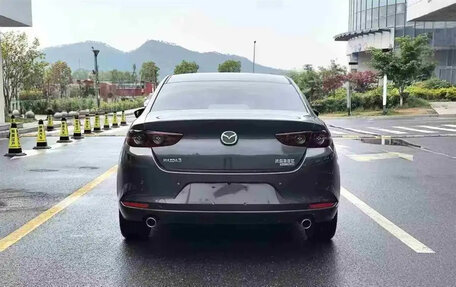 Mazda 3, 2022 год, 1 825 000 рублей, 5 фотография