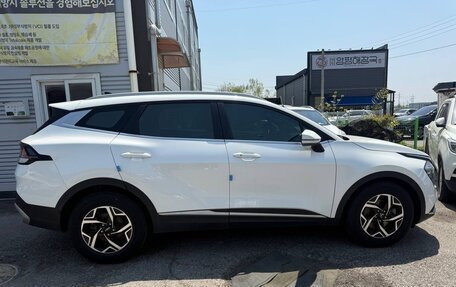 KIA Sportage IV рестайлинг, 2022 год, 2 300 000 рублей, 7 фотография