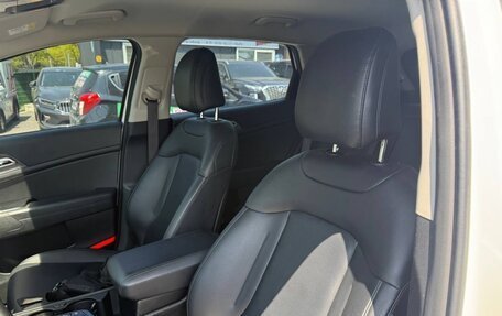 KIA Sportage IV рестайлинг, 2022 год, 2 300 000 рублей, 13 фотография