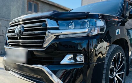 Toyota Land Cruiser 200, 2017 год, 9 200 000 рублей, 3 фотография