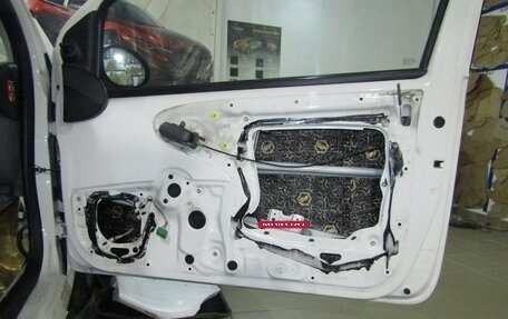 Peugeot 107 I рестайлинг, 2011 год, 560 000 рублей, 16 фотография