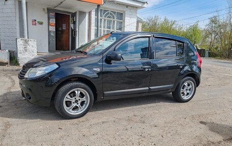 Renault Sandero I, 2010 год, 615 000 рублей, 3 фотография