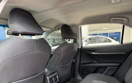 Toyota Camry, 2019 год, 2 950 000 рублей, 19 фотография