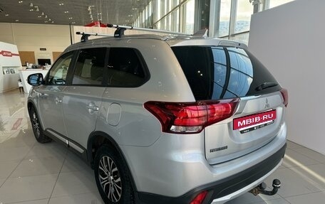 Mitsubishi Outlander III рестайлинг 3, 2018 год, 2 420 000 рублей, 33 фотография