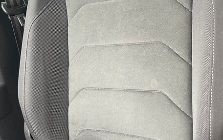 Volkswagen Tiguan II, 2019 год, 2 300 000 рублей, 7 фотография
