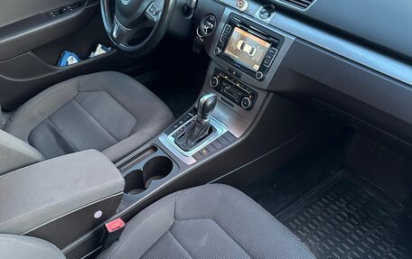Volkswagen Passat B7, 2011 год, 1 100 000 рублей, 12 фотография