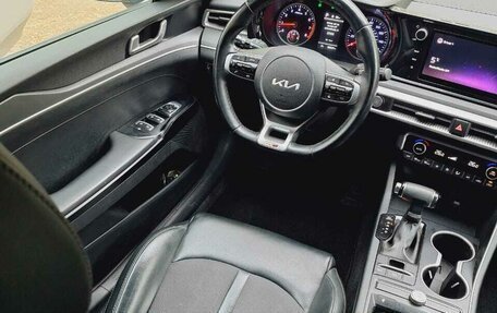 KIA K5, 2021 год, 2 750 000 рублей, 9 фотография