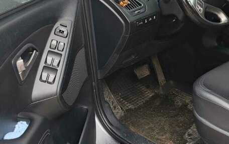 Hyundai ix35 I рестайлинг, 2011 год, 1 100 000 рублей, 7 фотография