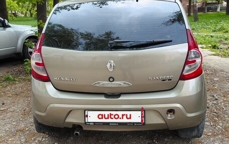Renault Logan I, 2011 год, 600 000 рублей, 3 фотография