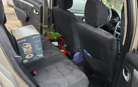 Renault Logan I, 2011 год, 600 000 рублей, 8 фотография