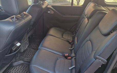 Nissan Pathfinder, 2010 год, 1 300 000 рублей, 11 фотография