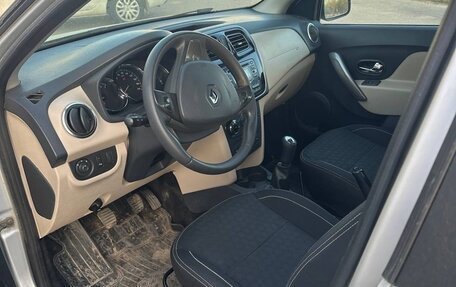 Renault Logan II, 2016 год, 650 000 рублей, 7 фотография