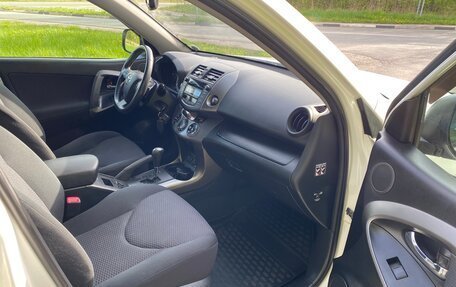 Toyota RAV4, 2010 год, 1 550 000 рублей, 10 фотография