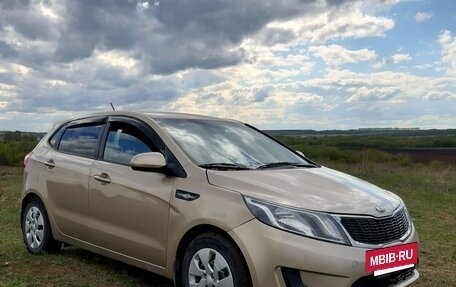 KIA Rio III рестайлинг, 2014 год, 550 000 рублей, 2 фотография