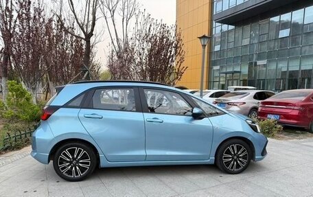 Honda Fit, 2022 год, 1 300 000 рублей, 7 фотография