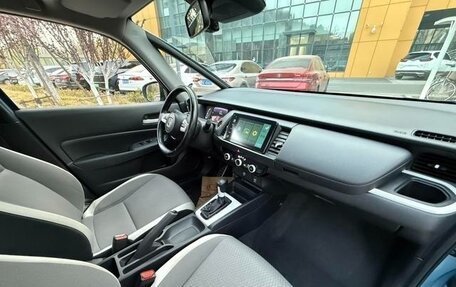 Honda Fit, 2022 год, 1 300 000 рублей, 11 фотография