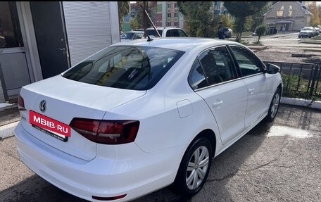 Volkswagen Jetta VI, 2016 год, 1 099 000 рублей, 3 фотография