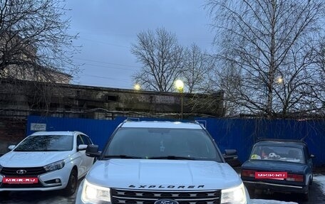 Ford Explorer VI, 2017 год, 2 950 000 рублей, 2 фотография