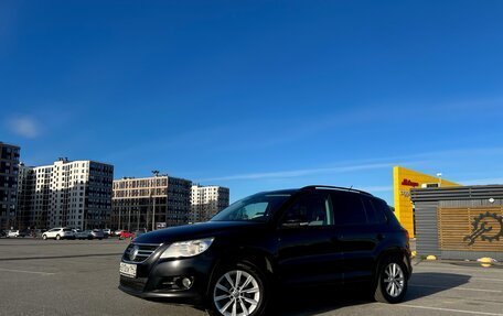 Volkswagen Tiguan I, 2010 год, 930 000 рублей, 2 фотография