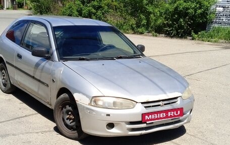 Mitsubishi Colt VI рестайлинг, 2002 год, 160 000 рублей, 2 фотография
