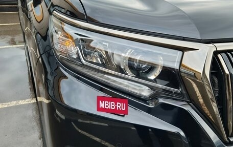 Toyota Land Cruiser Prado 150 рестайлинг 2, 2021 год, 6 450 000 рублей, 9 фотография
