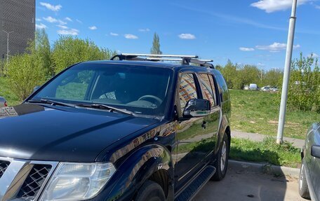 Nissan Pathfinder, 2011 год, 1 750 000 рублей, 2 фотография