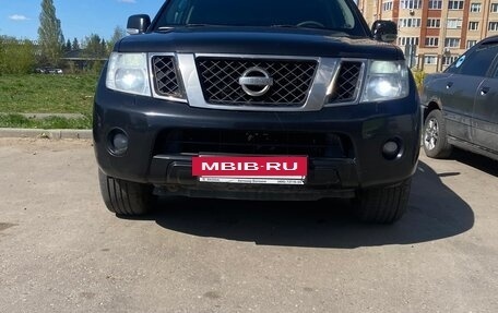 Nissan Pathfinder, 2011 год, 1 750 000 рублей, 3 фотография
