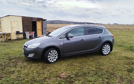 Opel Astra J, 2011 год, 580 000 рублей, 10 фотография